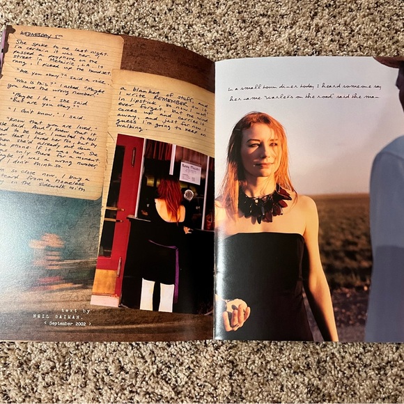 Vintage Scarlet’s Walk Tour Program Tori Amos 2002-2003 Concert Program Book - Picture 3 of 6